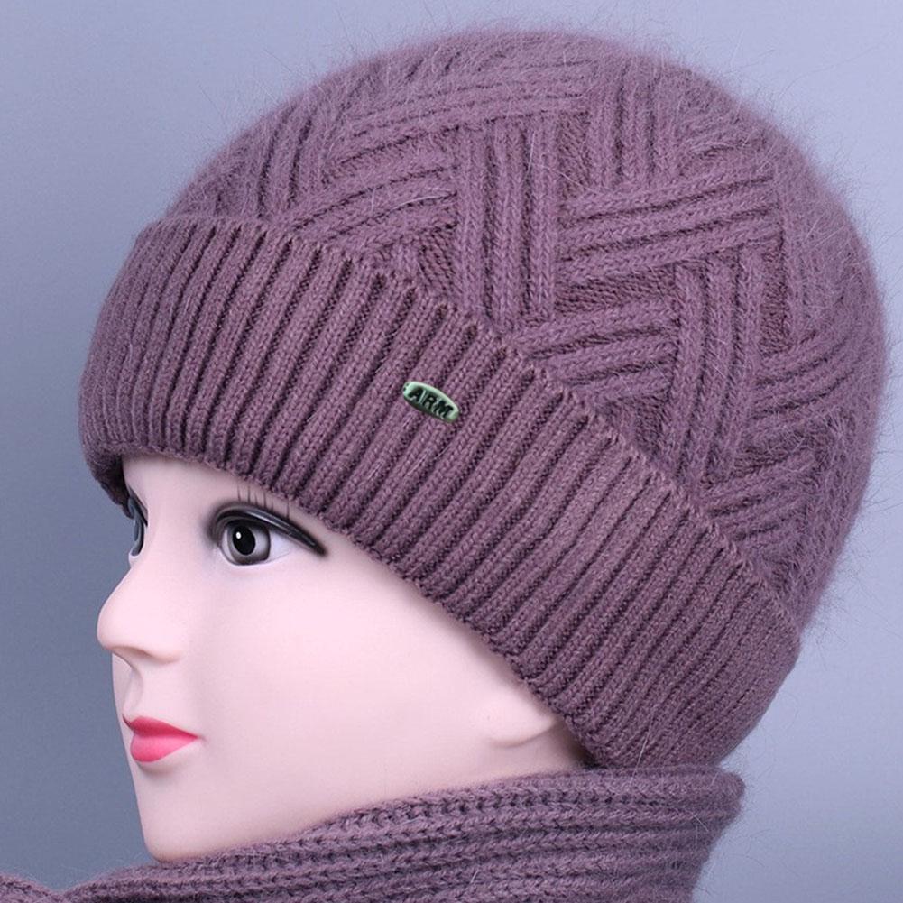 قبعة شتوية نسائية، مبطنة بالفر - مراجعة Beanie Cuffed Knit وسعره